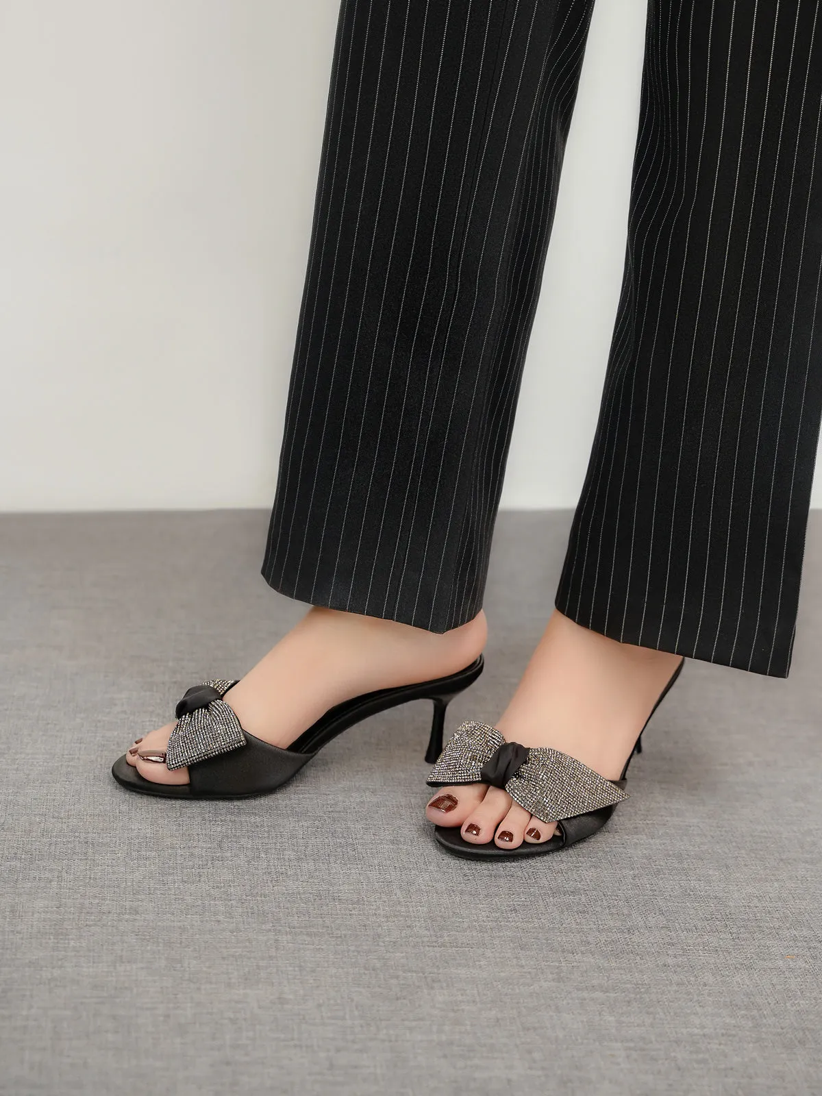 Womens "EUODIA" Shimmery Decorated Sandals