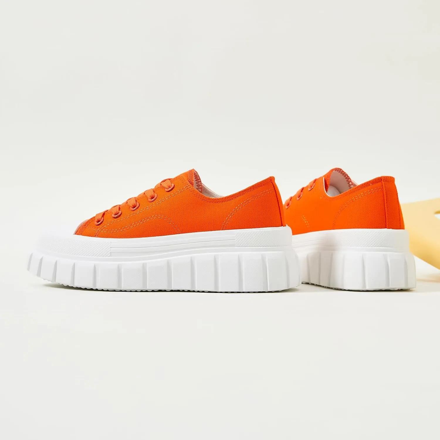 yageyan Womens Platform Sneakers Canvas Shoes for Women White Low Top Classic Casual Tennis Shoes